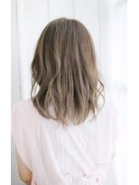 オティアプラスエヌ(OTTIA+n)&nbsp;20代30代40代 脱力感ロング【松山】