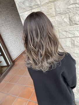 ブランシェ 高蔵寺店(BRANCHE) 【加藤】ママさん応援カラー!