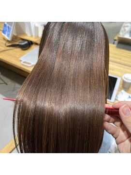 エル 宿河原(elu) 髪質改善/縮毛矯正/トリートメント/登戸/宿河原