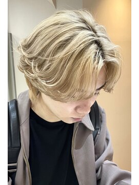 ブルニール 中崎町(BLEUNIR) センターパート　ニュアンスパーマ　ビジネスヘア　韓国風