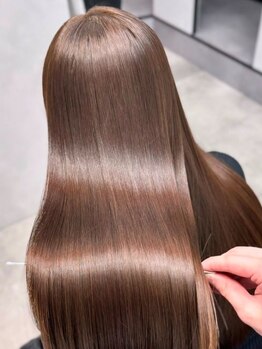 ブレイブ 福岡天神店(BRAVE)の写真/【オージュア取扱店】丁寧なカウンセリングで悩みの原因を追求!ふんわり&しっとりで輝く艶髪に◇