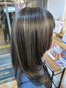 エルア(elua) ホワイトハイライト！！