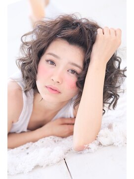 hairs BERRY 都島店【ヘアーズ ベリー】【12月1日 NEW OPEN（予定）】 BERRY/デザインカラー＿厚めバング＿ローライト＿スリークボブ