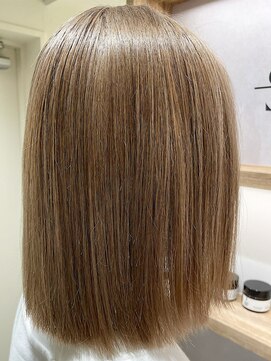 シア(sia) ブロンドベージュ☆