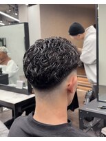 メンズサロンドットリアン(dot. lien) スキンフェードオールバックパーマ