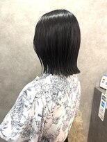 ミスト(MIST)&nbsp;フェイクブラック×ミディアムボブ