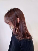 コニーズヘアサロン(Connie's Hair Salon) さくらんぼピンクのセミロングレイヤー♪