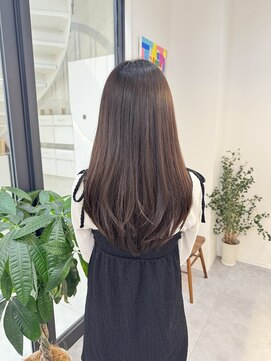 エブリ(evri) 毛先ワンカール レイヤー レイヤーカット セミロング 顔周り