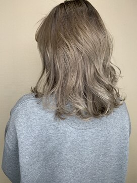 キーゴ 博多(KY-GO.) ミディアム×ホワイトアッシュ