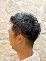 アムネシア たまプラーザ(AMNESIA) サイドパート/フェードカット/かき上げヘア【たまプラーザ】