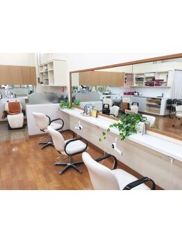 【伊勢市】ぎゅーとらハイジー店内／「イマドキ×自分らしさ」を実現！お手頃価格だから通いやすい◎