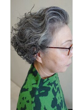 ガレリアエレガンテ 尾張旭店(GALLARIA Elegante) グレイヘア×ショートパート