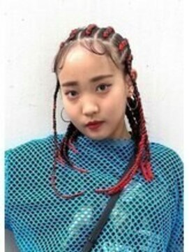 ラブ ロック Love' Lock コーンロウ・ブレイズ・成人式、成人式ヘア、エクステ