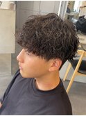 波巻きスパイラルパーマツーブロックツイストパーマメンズヘア