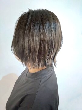 ツムグ 代官山 中目黒(TUMUGU) アッシュグレージュインナーカラー脱白髪染めハイライト