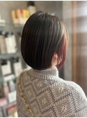 イヤリングカラーショートボブ