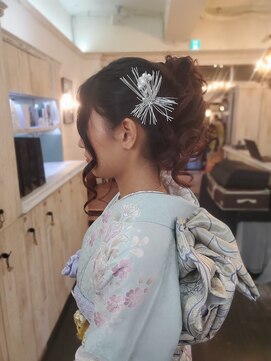 ヴァンカウンシル 立川店(VANCOUNCIL) ハイポニーテールアレンジ