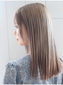 ホワイトグレージュ美髪韓国ヘア顔周りレイヤーロング_ba341481