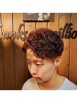 サンフラット(Sun Flat) 波巻きパーマ×ツーブロック