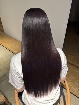 セブンベルベット(7 Velvet) カシスレッド【円口睦】