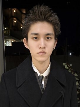 プロス(Pros) ボックスショート/スパイキーショート/透明感グレージュ/表参道