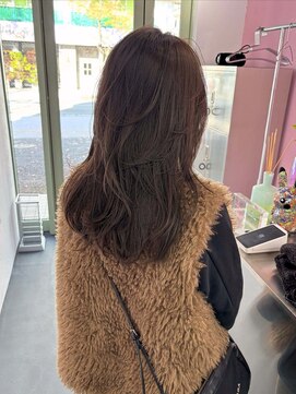 ツイ 新潟駅南けやき通り(tui) ミディアムレイヤー/ハッシュカット/アッシュベージュ