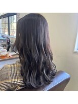 ワームス(warmth) 動きのあるカールスタイル