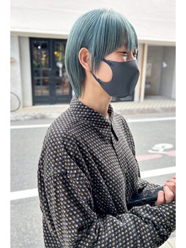 ターコイズとコンパクトショート