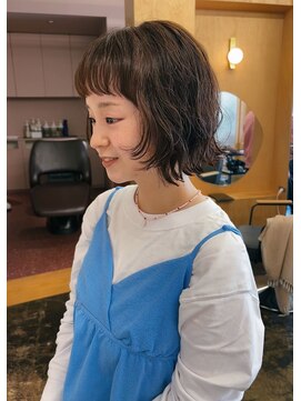 メク(meku) ふんわりボブパーマ*眉上bang