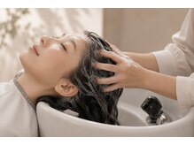 毎日頑張るあなたへ。癒しのヘッドスパをご褒美に。
