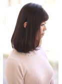 抜け感ミディアムボブ