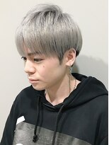 ヴィレッタ(VIRETTA)&nbsp;ツーブロックマッシュ×ホワイトシルバー