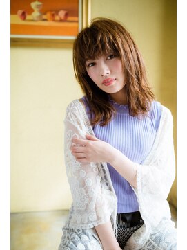 ページボーイ美容室 外ハネで遊ぶ大人ミディアム