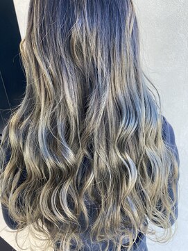 アース コアフュールボーテ ふじみ野店(EARTH coiffure beaute) シルバーグラデーション