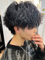 ウェイビーエフティフィフス 横浜西口(WAVEY ft.fifth)&nbsp;ツイストスパイラルパーマ波巻きスパイラル刈り上げマッシュ