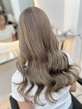 ベア(Bear) ダブルカラーミルクティーベージュハイトーンケアブリーチ