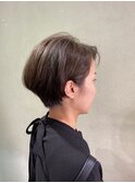 ショートボブ