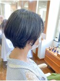 ショートボブ