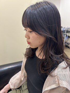 レイール(reir) 黒髪ミディアム