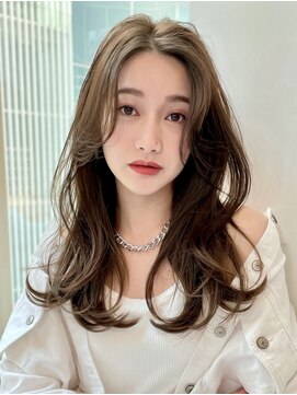 トイ(TOI) セミロングヘアー