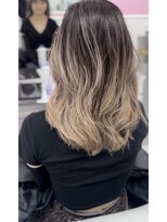 グラスペディア(graspedia)&nbsp;ギャル系バレイヤージュ