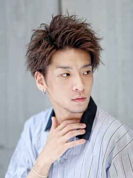 リップス レイ ギンザ(LIPPS Ray GINZA) かき上げサイドパート ツーブロック 七三サイドパート