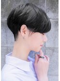 コンパクトマッシュ　丸い刈り上げ　マニッシュ　大人可愛い