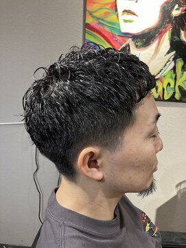 バーバーミネ(BARBER MINE) #理容室#バーバー#眉毛#メンズカット#メンズパーマ#フェード