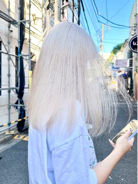 ティンク 横須賀中央(Tink) ホワイトカラー◎