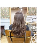 マール(MaaR) ハイライトカラーカット