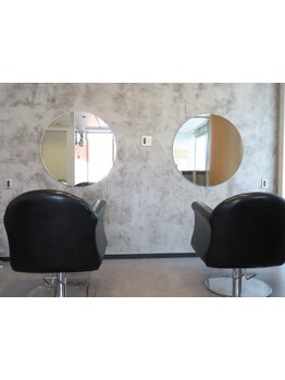 【県内で数少ないイージーパーマ正規取扱店】イージーパーマ/ツイストスパイラル/波巻きパーマ等お任せ◎