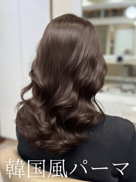 アミー 池袋(Ammy) パーマ/韓国風パーマ/コテ巻き風パーマ/レイヤーカット/池袋
