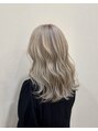 アンダーバーホワイト 泉佐野店(_WHITE) 透明感抜群ミルクティーベージュ。ブリーチ2回必須