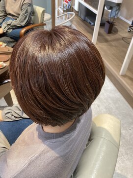 大人ショート　ボルドーカラー